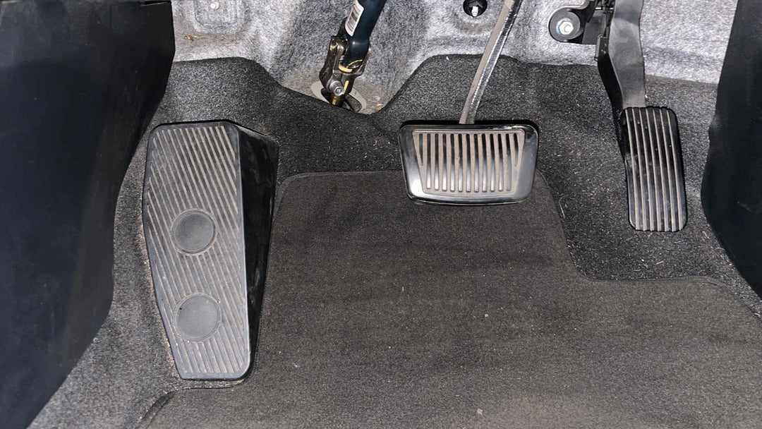 2019 Kia Cerato S, Automatic, 113142 km, Pedals and Footmat