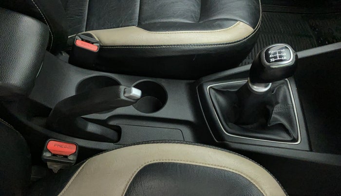 2015 Hyundai Elite i20 ASTA 1.2, Petrol, Manual, 50,067 km, Gear Lever
