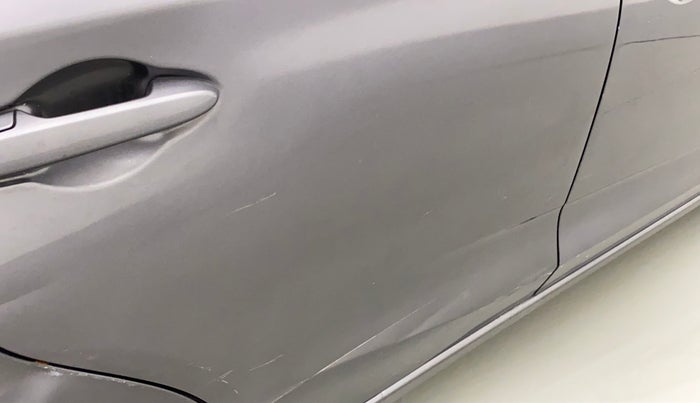 2019 Honda Amaze 1.2L I-VTEC S, Petrol, Manual, 49,534 km, Right rear door - Slightly dented