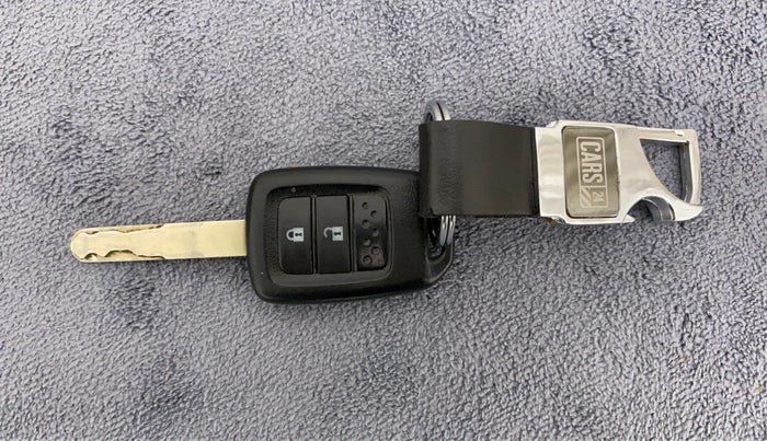 2019 Honda Amaze 1.2L I-VTEC S, Petrol, Manual, 49,912 km, Key Close Up