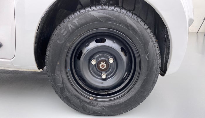 2019 Datsun Redi Go T (O), Petrol, Manual, 38,425 km, Right Front Wheel