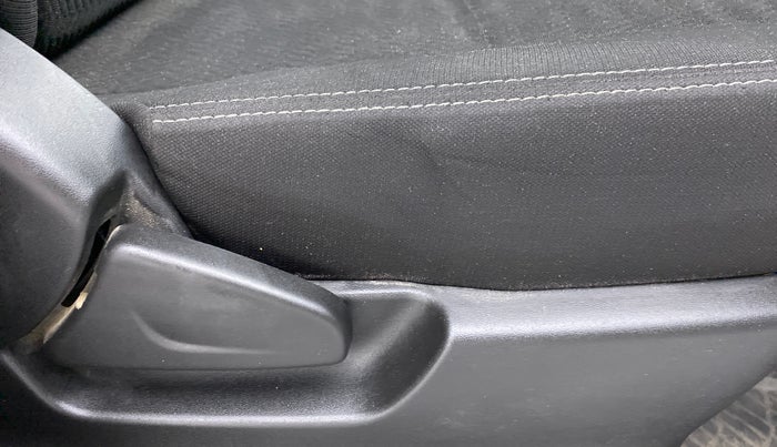 2019 Datsun Redi Go T (O), Petrol, Manual, 38,425 km, Driver Side Adjustment Panel