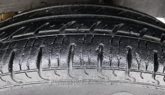 2019 Datsun Redi Go T (O), Petrol, Manual, 38,425 km, Left Rear Tyre Tread