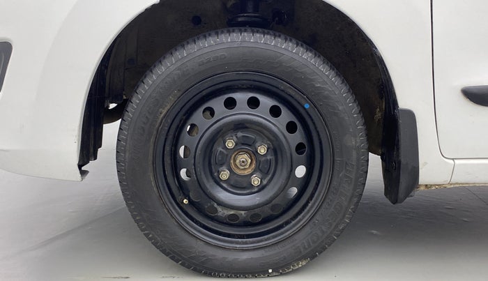 2016 Maruti Wagon R 1.0 VXI, CNG, Manual, 95,393 km, Left Front Wheel