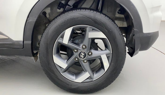 2021 Hyundai VENUE SX 1.0 TURBO, Petrol, Manual, 37,550 km, Left Rear Wheel