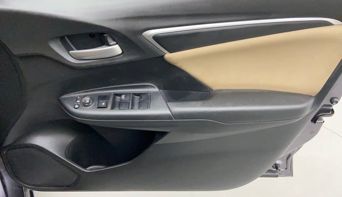 2017 Honda Jazz 1.2 V AT, Petrol, Automatic, 59,453 km, Driver Side Door Panels Control