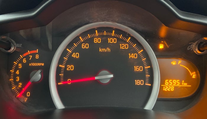 2017 Maruti Celerio ZXI D, Petrol, Manual, 65,970 km, Odometer Image