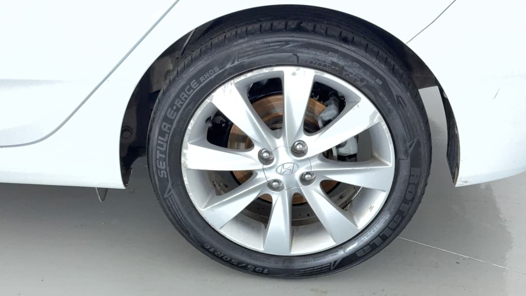 2019 Hyundai Accent Sport, Manual, 142832 km, Left Rear Wheel