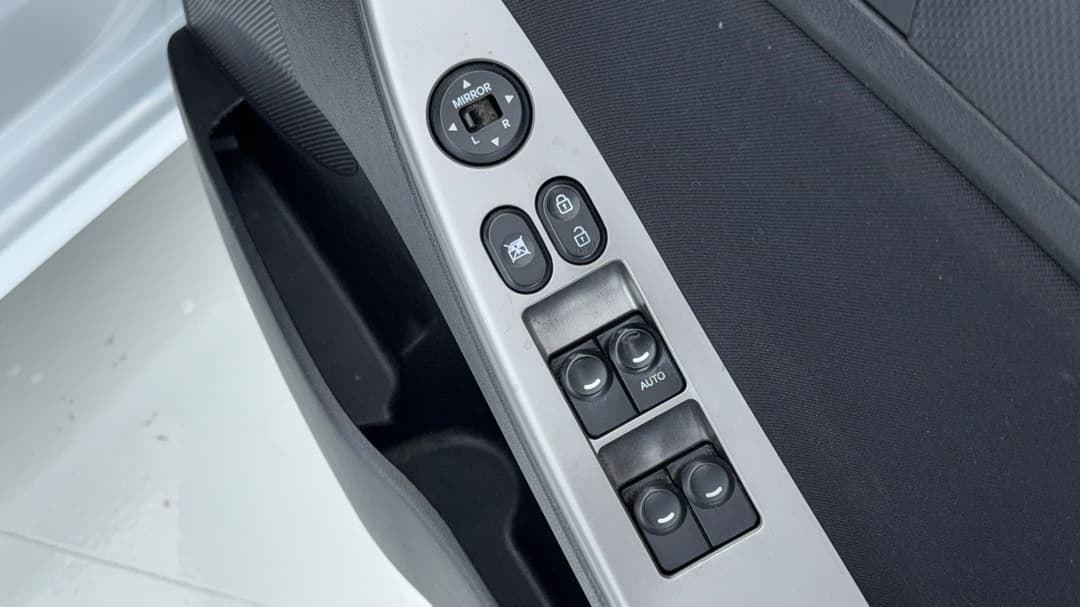 2019 Hyundai Accent Sport, Manual, 142832 km, Drivers Side Door Panel Controls