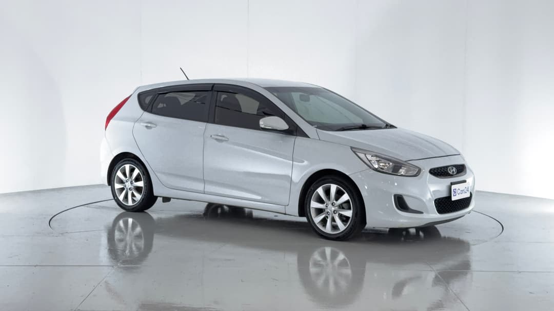 2019 Hyundai Accent Sport, Manual, 142832 km, Right Front Diagonal (45- Degree) View