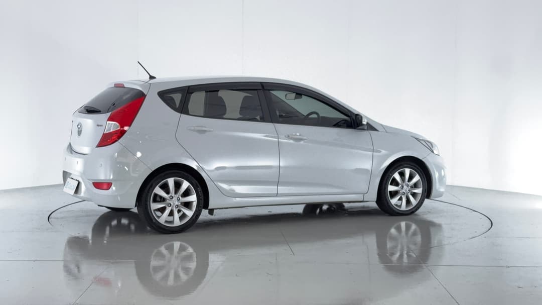 2019 Hyundai Accent Sport, Manual, 142832 km, Right Back Diagonal (45- Degree) View