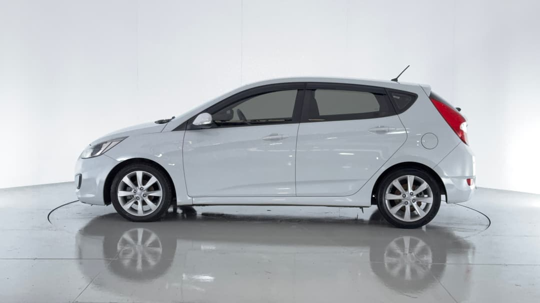 2019 Hyundai Accent Sport, Manual, 142832 km, Left Side View