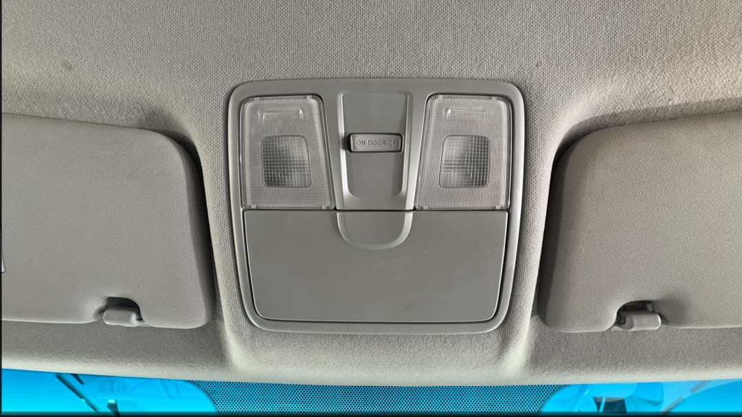 2019 Hyundai Accent Sport, Manual, 142832 km, On-Roof Controls/Sunglass holder