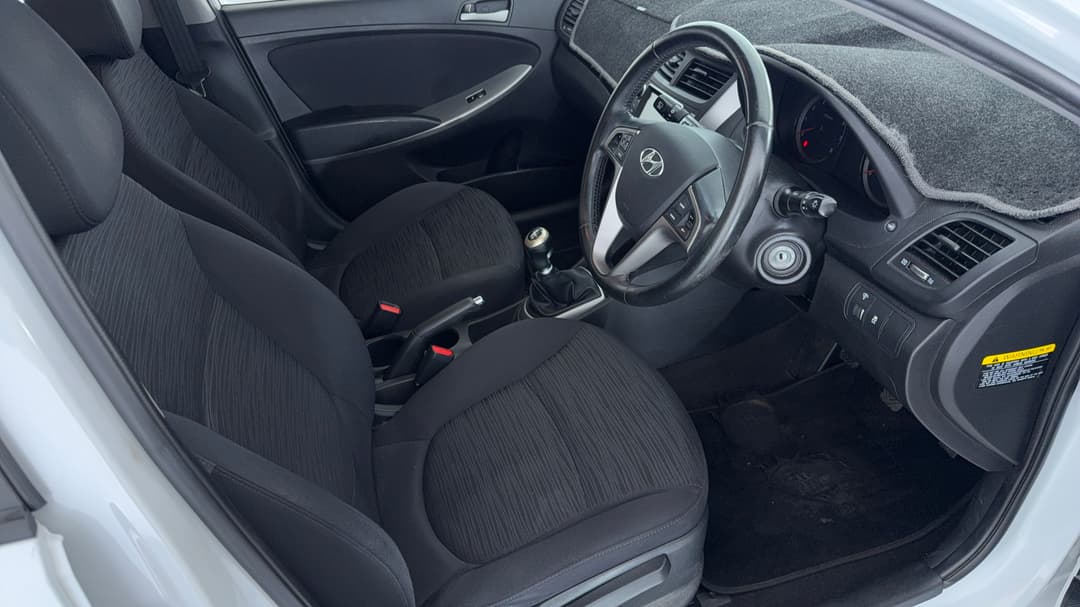 2019 Hyundai Accent Sport, Manual, 142832 km, Right Side Front Door Cabin View