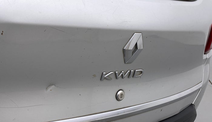 2015 Renault Kwid RXT 0.8, Petrol, Manual, 52,940 km, Dicky (Boot door) - Slightly dented