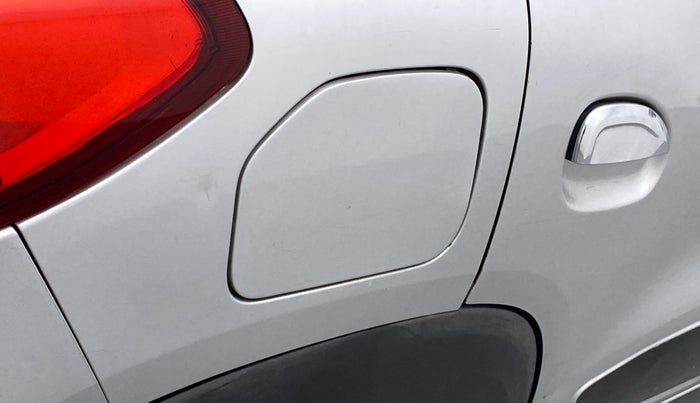 2015 Renault Kwid RXT 0.8, Petrol, Manual, 52,940 km, Right quarter panel - Slightly dented