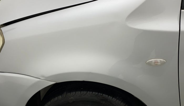 2011 Toyota Etios VX, Petrol, Manual, 1,15,500 km, Left fender - Slightly dented