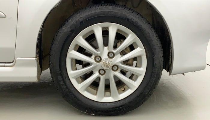 2011 Toyota Etios VX, Petrol, Manual, 1,15,500 km, Right Front Wheel
