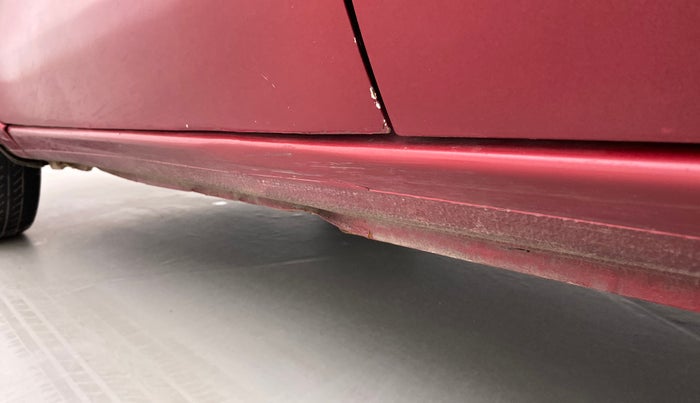 2017 Datsun Redi Go T (O), Petrol, Manual, 18,908 km, Left running board - Minor scratches