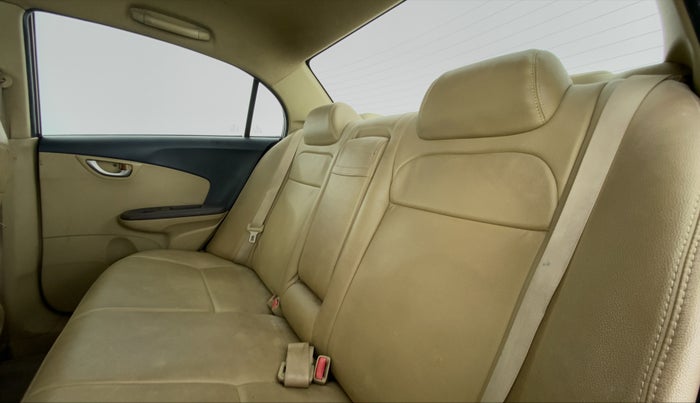 2013 Honda Amaze 1.5 VXMT I DTEC, Diesel, Manual, 81,935 km, Right Side Rear Door Cabin