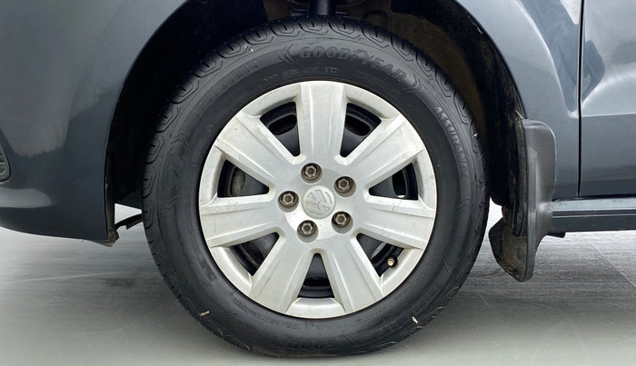 2014 Volkswagen Polo TRENDLINE 1.5L DIESEL, Diesel, Manual, 87,700 km, Left Front Wheel