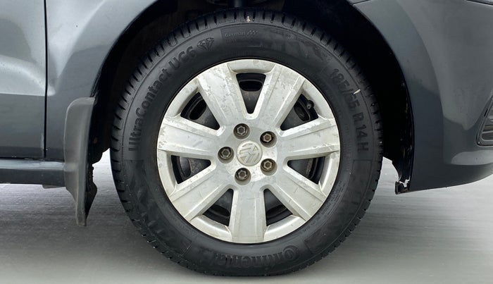 2014 Volkswagen Polo TRENDLINE 1.5L DIESEL, Diesel, Manual, 87,700 km, Right Front Wheel