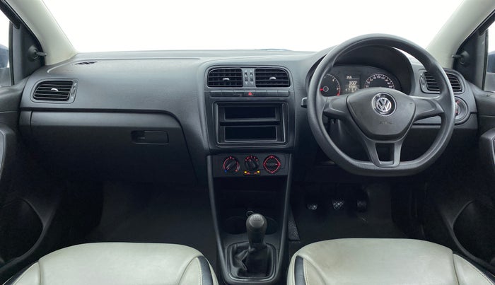 2014 Volkswagen Polo TRENDLINE 1.5L DIESEL, Diesel, Manual, 87,700 km, Dashboard