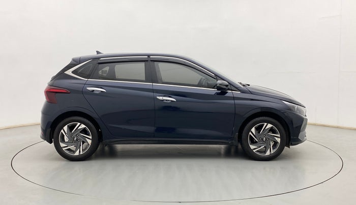 2022 Hyundai NEW I20 ASTA 1.2 MT, Petrol, Manual, 39,757 km, Right Side View
