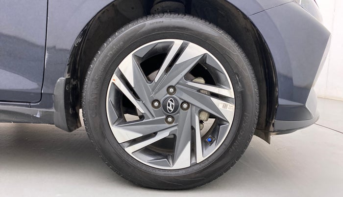 2022 Hyundai NEW I20 ASTA 1.2 MT, Petrol, Manual, 39,757 km, Right Front Wheel