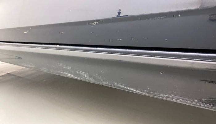 2022 Hyundai NEW I20 ASTA 1.2 MT, Petrol, Manual, 39,757 km, Left running board - Minor scratches