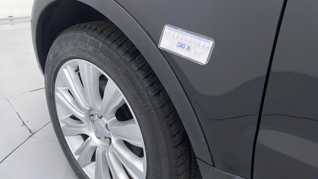 Quarter Panel Front RHS Guard Scratch