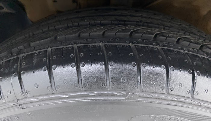 2018 Hyundai Creta 1.6 SX CRDI, Diesel, Manual, 59,495 km, Left Front Tyre Tread