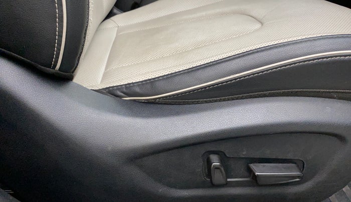 2020 Hyundai Creta SX (O) IVT 1.5 PETROL, Petrol, Automatic, 30,420 km, Driver Side Adjustment Panel