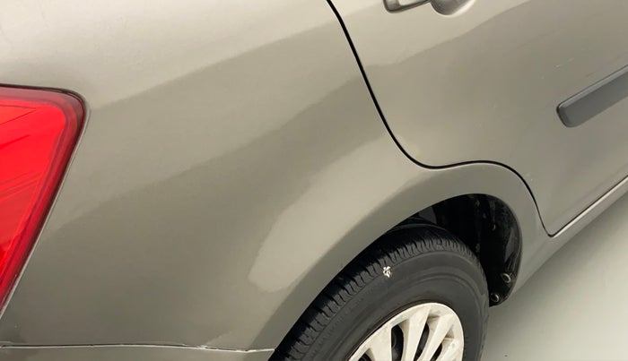 2015 Maruti Swift Dzire VXI, Petrol, Manual, 90,603 km, Right quarter panel - Minor scratches