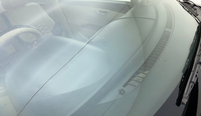 2015 Maruti Swift Dzire VXI, Petrol, Manual, 90,603 km, Front windshield - Minor spot on windshield