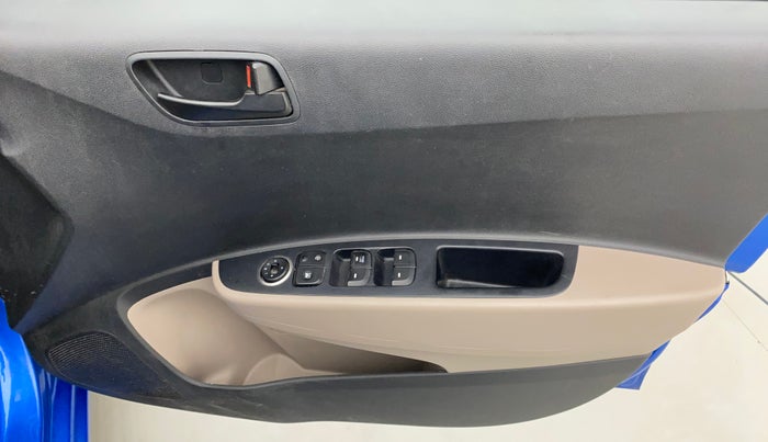 2018 Hyundai Grand i10 MAGNA 1.2 KAPPA VTVT, Petrol, Manual, 40,769 km, Driver Side Door Panels Control