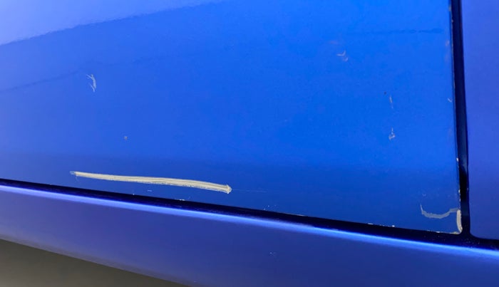 2018 Hyundai Grand i10 MAGNA 1.2 KAPPA VTVT, Petrol, Manual, 41,025 km, Front passenger door - Minor scratches