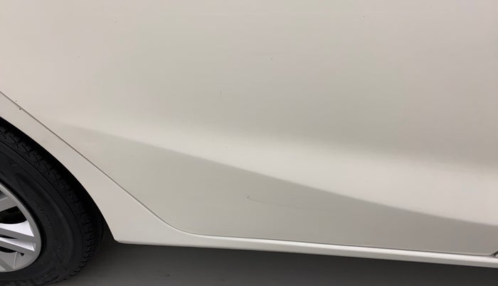 2016 Honda Jazz 1.2L I-VTEC E, Petrol, Manual, 1,09,742 km, Right rear door - Minor scratches
