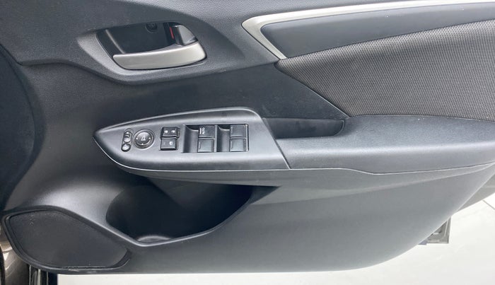 2021 Honda WR-V 1.5 i-DTEC VX MT, Diesel, Manual, 13,224 km, Driver Side Door Panels Control