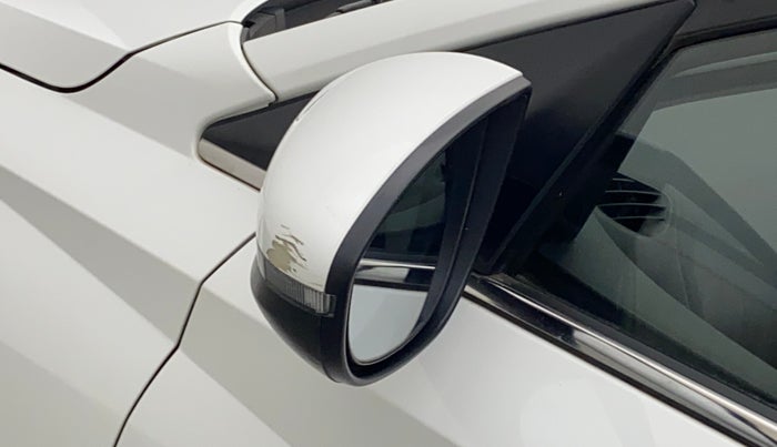 2022 Hyundai NEW I20 ASTA (O) 1.2 MT, Petrol, Manual, 3,271 km, Left rear-view mirror - Minor scratches