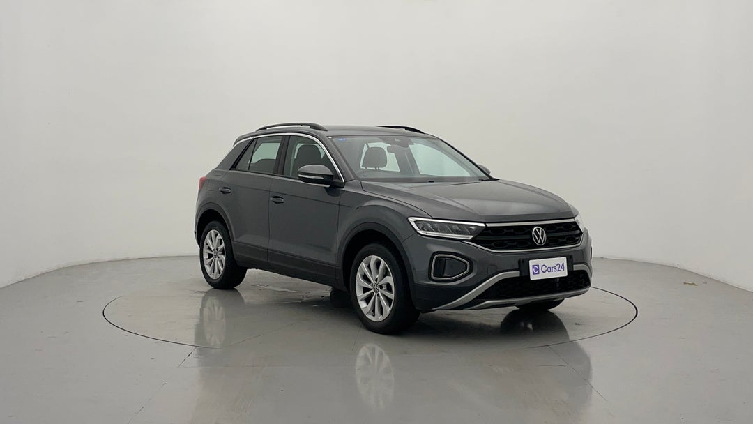 Right Front Diagonal (45- Degree) View