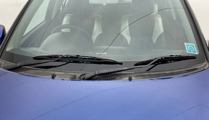 2013 Maruti Swift ZXI, Petrol, Manual, 40,611 km, Front windshield - Wiper nozzle not functional