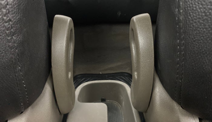 2015 Hyundai i10 MAGNA 1.1 IRDE2, Petrol, Manual, 27,819 km, Driver Side Adjustment Panel