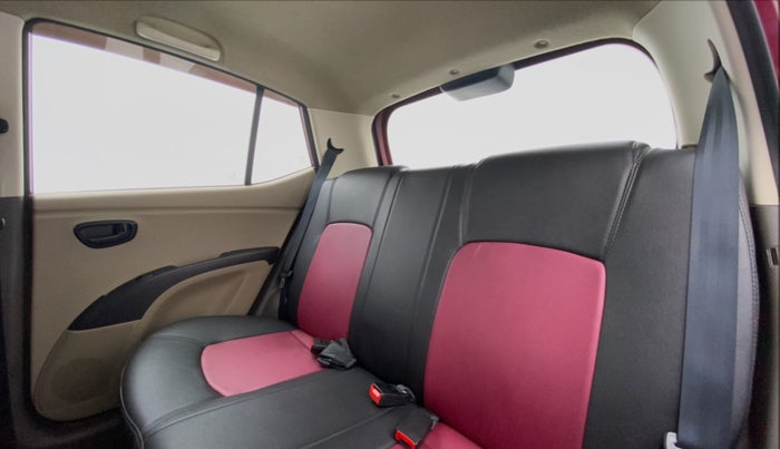 2015 Hyundai i10 MAGNA 1.1 IRDE2, Petrol, Manual, 27,819 km, Right Side Rear Door Cabin