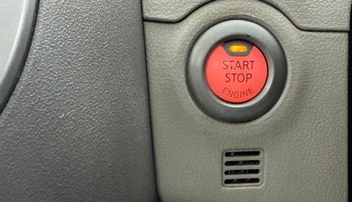 2012 Nissan Micra XV PREMIUM DIESEL, Diesel, Manual, 74,909 km, Keyless Start/ Stop Button