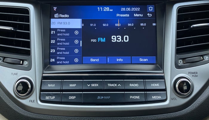 2017 Hyundai Tucson 2WD AT GL PETROL , Petrol, Automatic, 53,209 km, Infotainment System