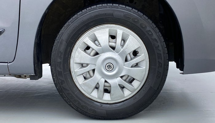 2014 Maruti Wagon R 1.0 LXI, Petrol, Manual, 63,620 km, Right Front Wheel