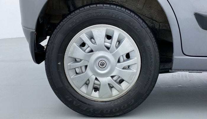 2014 Maruti Wagon R 1.0 LXI, Petrol, Manual, 63,620 km, Right Rear Wheel