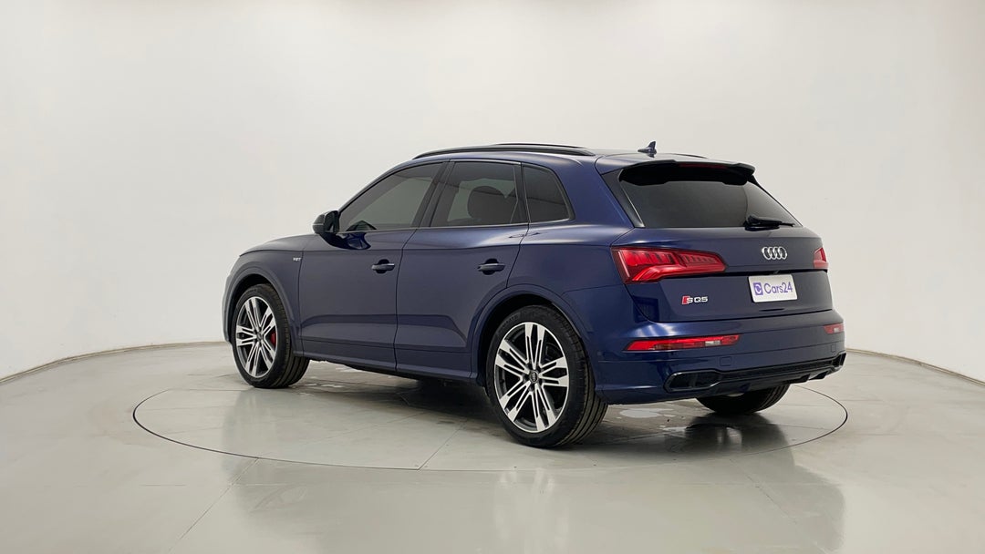 Left Back Diagonal (45- Degree) View