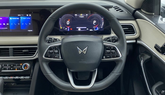 2022 Mahindra XUV700 AX 7 LUXURY P AT 7 STR, Petrol, Automatic, 6,835 km, Steering Wheel Close Up